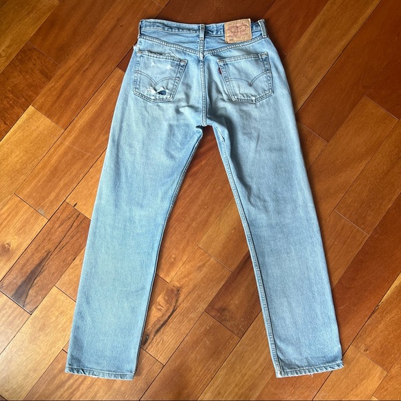 Levi’s 501 light wash blue distressed 90s straight leg jeans - Picture 2 of 11